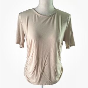 NWOT A New Day Crew Neck Light Tan/Cream Top Short Sleeve Rusched Sides Size L